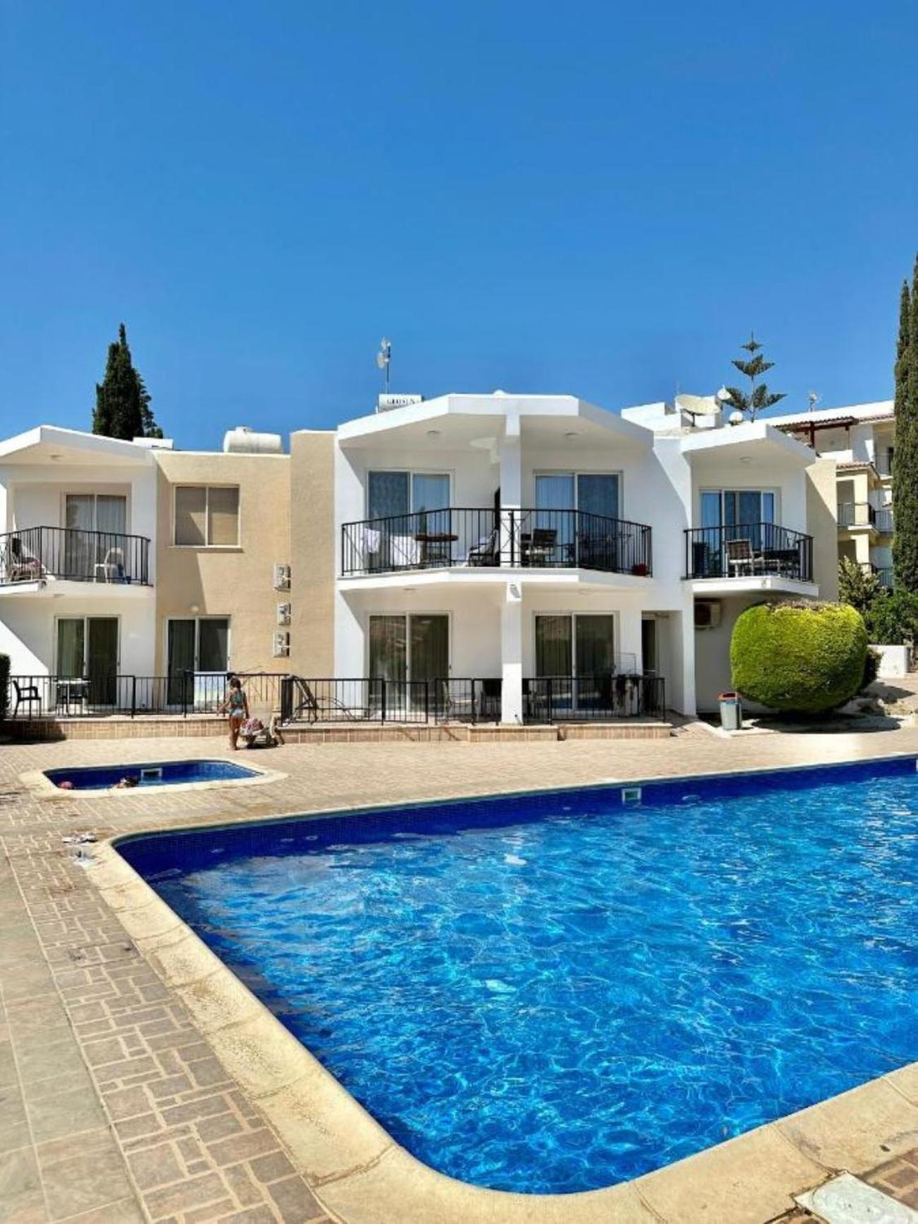H&O Danaos Sea Breeze Apartment بافوس المظهر الخارجي الصورة