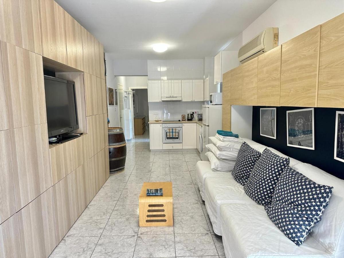H&O Danaos Sea Breeze Apartment بافوس المظهر الخارجي الصورة