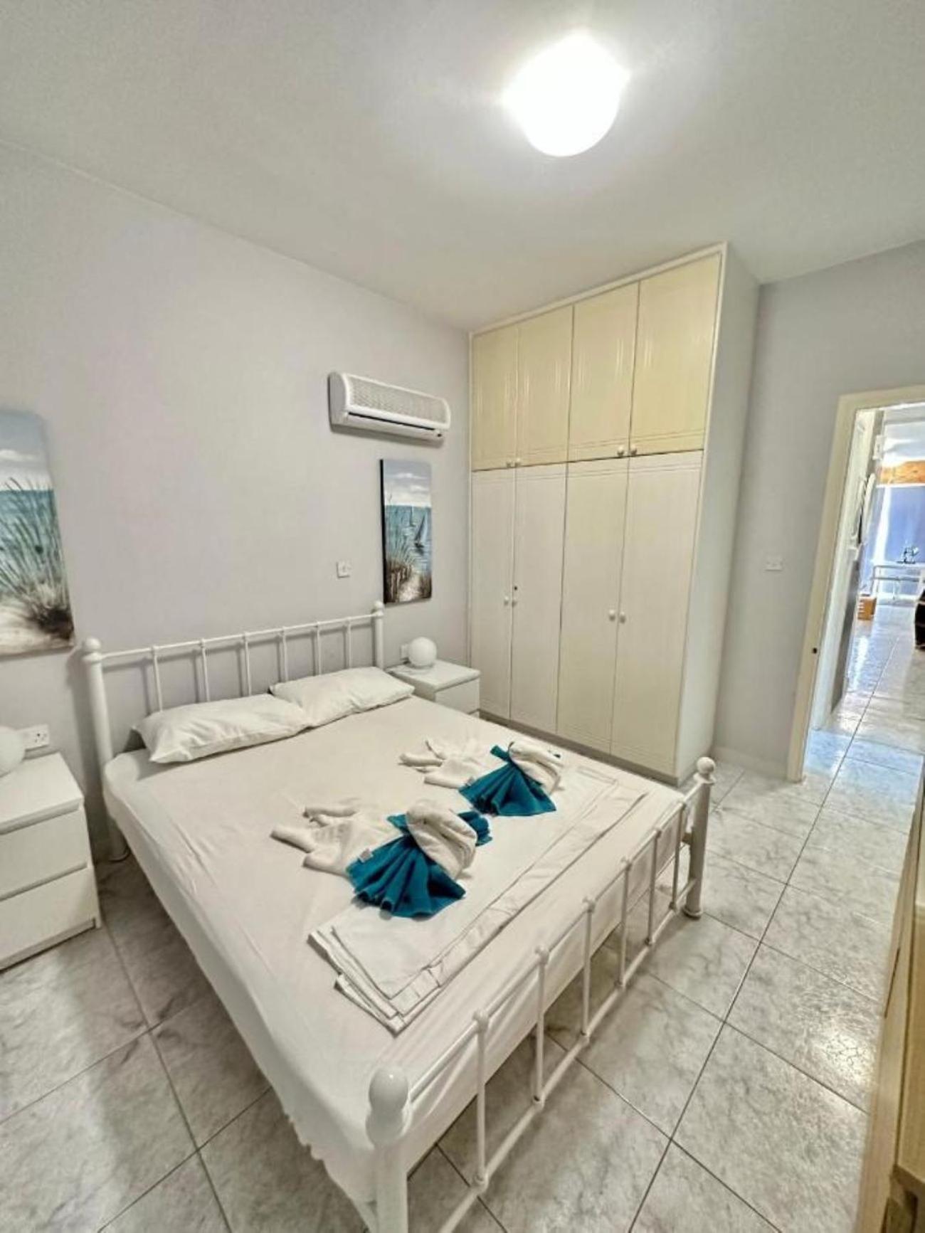 H&O Danaos Sea Breeze Apartment بافوس المظهر الخارجي الصورة